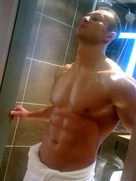 Alexhorny999